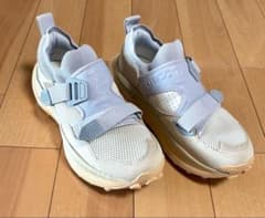 新品 Saucony サッカニー GRID X ULTRA S 23cm 箱付のサムネイル