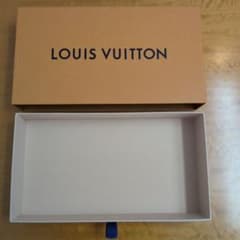 LOUIS VUITTON 空箱のサムネイル