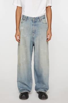 Acne Studios 2023Mのサムネイル
