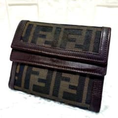 FENDI フェンディ ズッカ柄 三つ折り財布 コンパクトウォレット