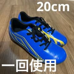 UMBRO サッカースパイク ブルー イエロー　20センチのサムネイル