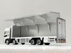 【レア】三菱ふそう・スーパーグレート　新潟運輸　シルバー特急便　デコトラ レア】三菱ふそう・スーパーグレート 新潟運輸 シルバー特急便