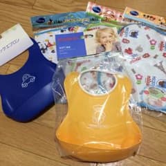 ベビービョルン他、お食事エプロンセットのサムネイル