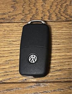 【美品】VW フォルクスワーゲンゴルフ6GTI  スペアキー 3つボタンのサムネイル