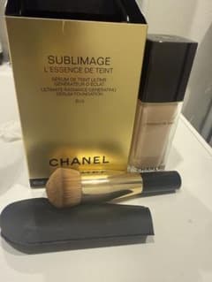 CHANEL サブリマージュ レサンスドゥタン B10のサムネイル