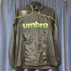 umbro フード付きスポーツウェアのサムネイル