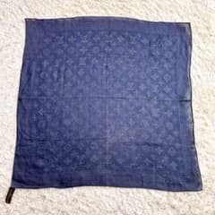 【ルイヴィトン✨️モノグラム】 イタリア製 LV ハンカチ ポケットチーフ ルイヴィトン✨️モノグラム】 イタリア製 LV ハンカチ ポケット