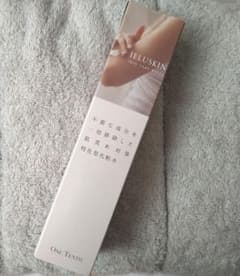 IELUSKIN イエルスキン 化粧水のサムネイル