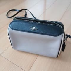 COACH ショルダーバッグ バイカラーのサムネイル