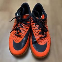 Nike フットサルシューズ 22.5cm - メルカリ