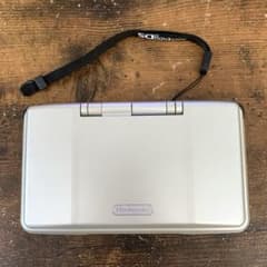 ニンテンドー　DS 初期型　シルバー　ジャンク品のサムネイル