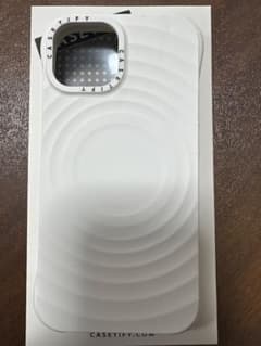 CASETiFY iPhone15用ケース ホワイトのサムネイル