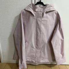 マウンテンパーカーのサムネイル