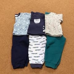 UNIQLO キルトパジャマ　3着セットのサムネイル