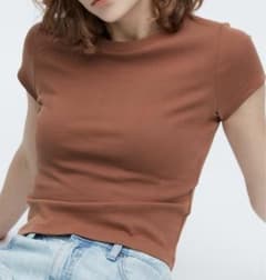 最終価格SALE♪新品タグ付き★UNIQLOミニT★ブラウンL sizeのサムネイル
