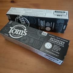 2本セット Tom's チャコール 歯磨き粉 ホワイトニングのサムネイル