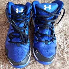 UNDER ARMOUR  マイクロトーチ
キッズサイズ  24㎝のサムネイル
