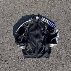 adidas トラックジャケットのサムネイル