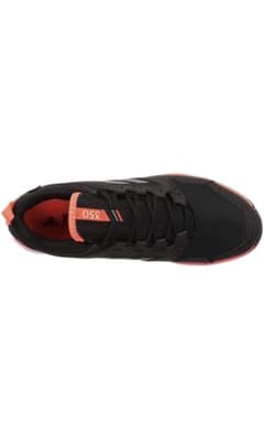 新品　アディダスGORE-TEX トレイルランニングのサムネイル