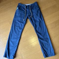 ネイビー チノパンツ ドローコード付きのサムネイル