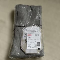 シルキーニット タートルネックセーター グレー Mサイズのサムネイル