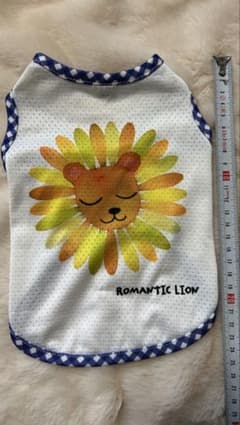 ROMANTIC LION 犬用Tシャツ Sサイズのサムネイル