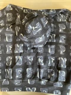 丸丸さん専用　SUPREME パーカーのサムネイル