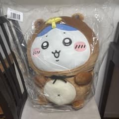 新品】ちいかわ ハチワレver A賞 ドデカたぬきぬいぐるみ たぬきだもん