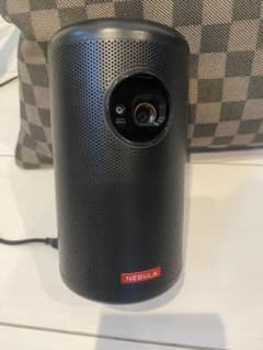 ANKER Nebula Capsule 2 ポータブル プロジェクターのサムネイル
