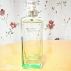 香水 エルメス 屋根の上の庭のサムネイル