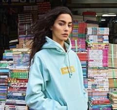 新品タグ付き！Supreme Logo Hoodedのサムネイル