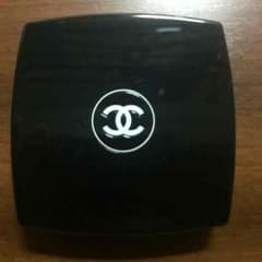 CHANEL パウダーのサムネイル
