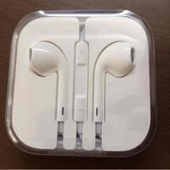 iPhone5s 純正品イヤホン未開封のサムネイル