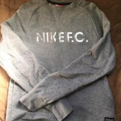 NIKE FC トレーナーのサムネイル