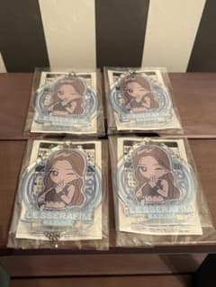 LE SSERAFIM のすたるぽっぷ アクリルプレートキーホルダー カズハ