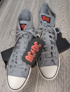 限定【AC/DCコラボ】CONVERSE ハイカットスニーカー 新品未使用 - メルカリ