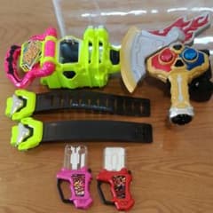 仮面ライダーエグゼイド ベルト ガシャットのサムネイル