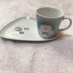 The Snow manカップ&ソーサーのサムネイル