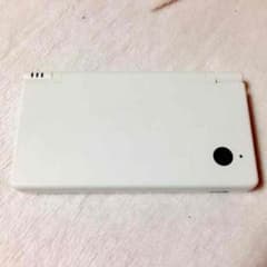 ニンテンドーDSi 白 充電器 ケース付き！のサムネイル