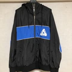 早い者勝ち！PALACE パレス　ナイロンジャケットのサムネイル