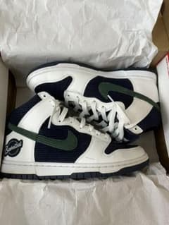 NIKE DUNK HIGH EMB "COLLEGE NAVY"のサムネイル