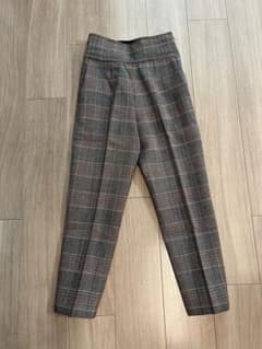 とらこ様専用　TOMORROMLAND MACPHEE ハイウエストタックパンツのサムネイル