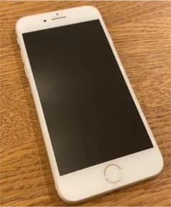 【美品】iPhone8 64G シルバーのサムネイル