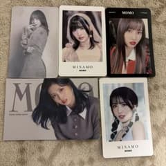 値下げ中】TWICE MISAMO モモ トレカセット - メルカリ