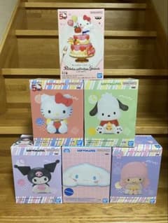 ハローキティ　ポチャッコ　クロミ　ララ　シナモロール　サンリオ　フィギュア