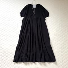 【25SS美品】BEARDSLEY 袖パフワンピース　ブラック 25SS美品】BEARDSLEY 袖パフワンピース ブラック - メルカリ
