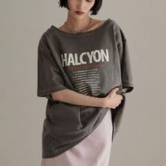 LOWRYS FARM 前後着用可能2WAYロゴ半袖 Tシャツ オフショルダーのサムネイル