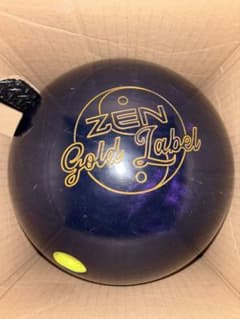 ボウリングボール　ゼン・ゴールドラベル 14ポンド プラグ済み ボウリングボール ゼン・ゴールドラベル 14ポンド プラグ済み ABS