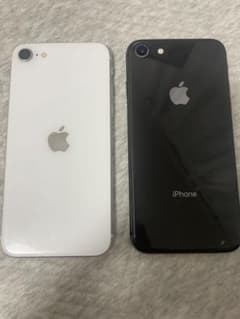 エ*ん様 iPhone SE & 8 ホワイト ブラック 画面傷ありのサムネイル