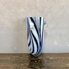 ガラス　吊り下げ花瓶のサムネイル